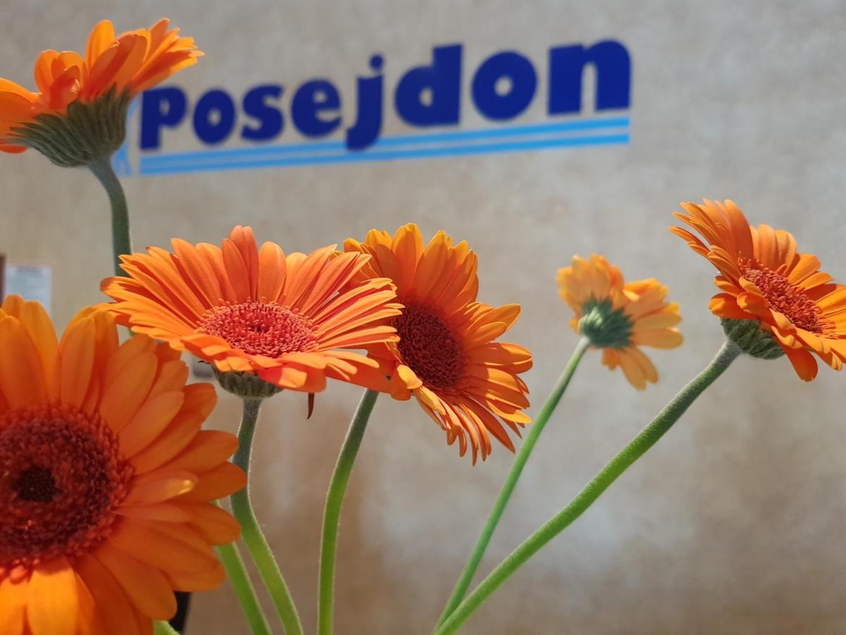 우스트 노리 모르스키 Posejdon B&B 외부 사진